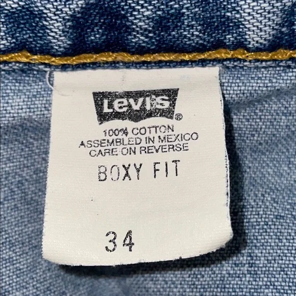 Y2K-10-1998-Vintage Levi’s boxy fit short size 34 - Picture 8 of 15